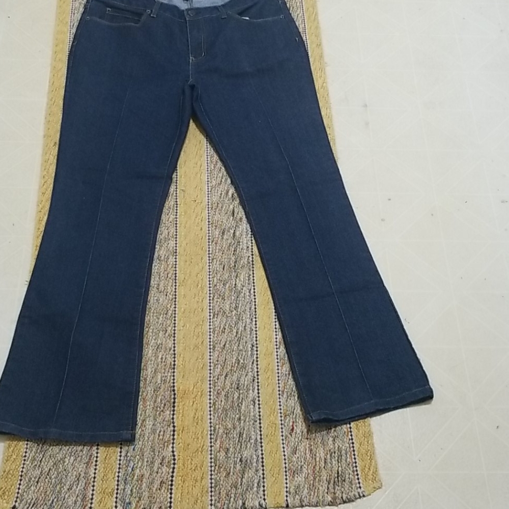 Chadwicks curvy bootcut Jeans size 14